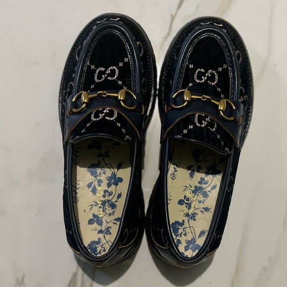 Gucci velvet loafers - Picture 2 of 7